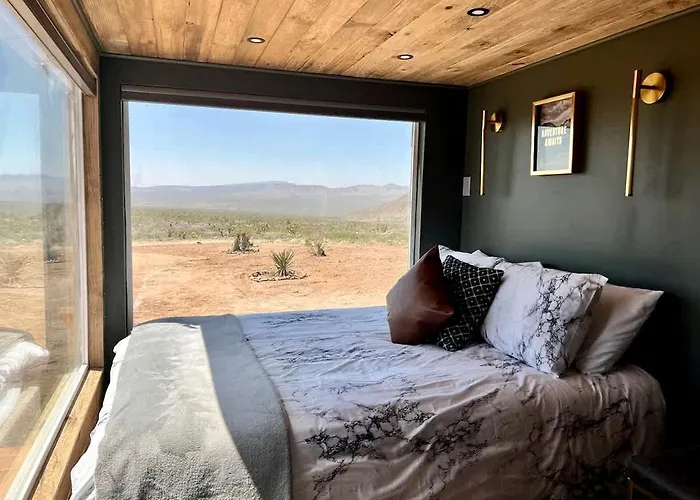 Holiday home Stunning Tiny House With Picnic Space, Barbecue And Fire Pit In Meadview, Arizona
