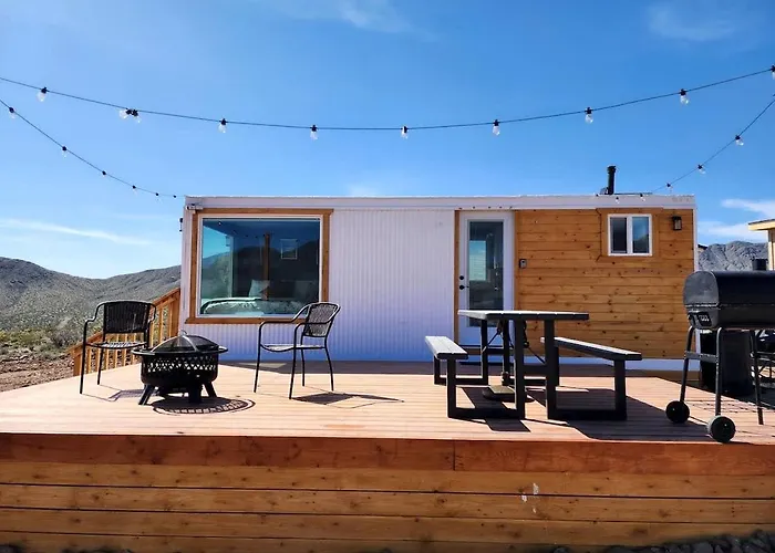 Stunning Tiny House With Picnic Space, Barbecue And Fire Pit In Meadview, Arizona *