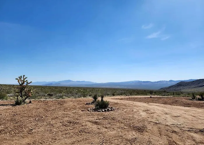 Stunning Tiny House With Picnic Space, Barbecue And Fire Pit In Meadview, Arizona