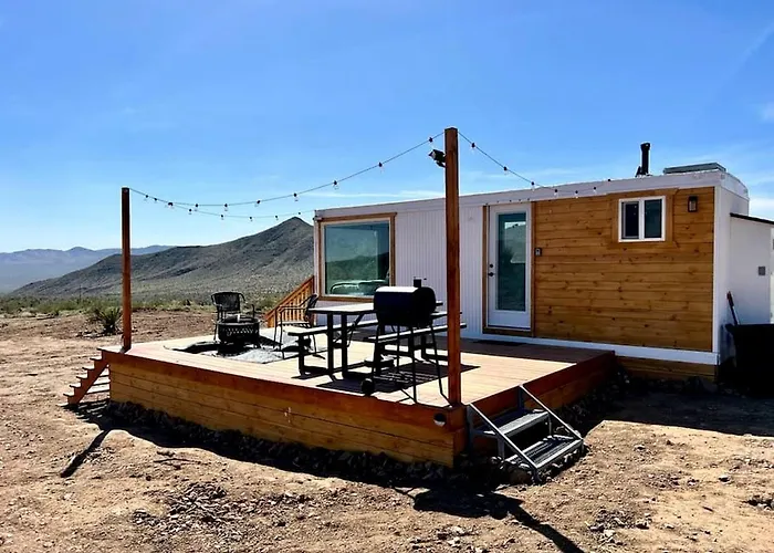 Stunning Tiny House With Picnic Space, Barbecue And Fire Pit In Meadview, Arizona Holiday home Ray Place
