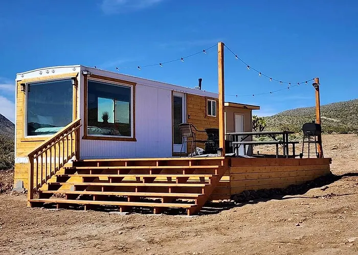 Stunning Tiny House With Picnic Space, Barbecue And Fire Pit In Meadview, Arizona Holiday home